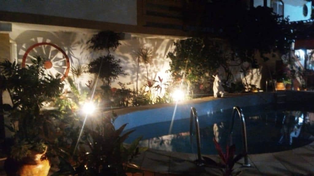 Aloha Hostel Кабу-Фриу Экстерьер фото